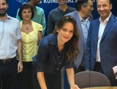 Επαναφορά των πρώτων 4 κλαδικών συμβάσεων - Πάγωμα μισθών και μειώσεις για 75.000 εργαζομένους